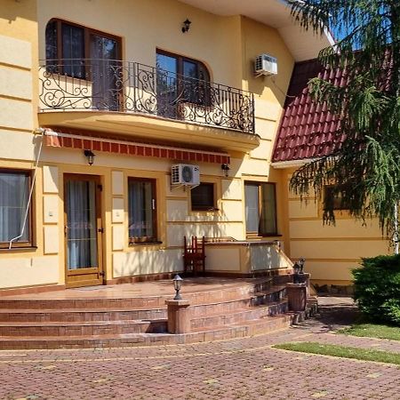Villa Vera ベレホヴェ エクステリア 写真